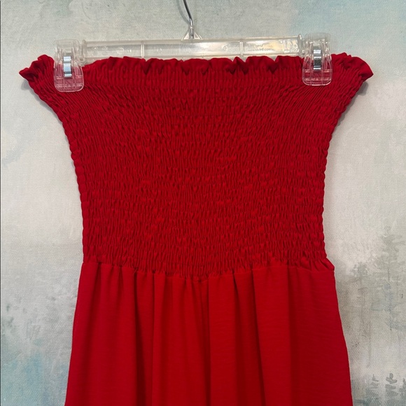 Eesome Red Ruffled Top - Picture 3 of 5